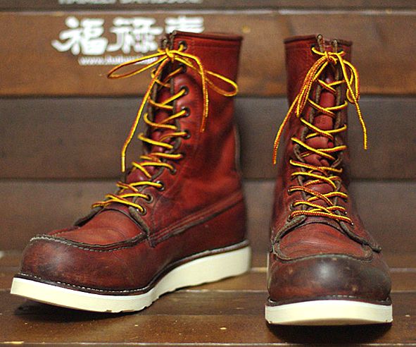 Red Wing Shoe